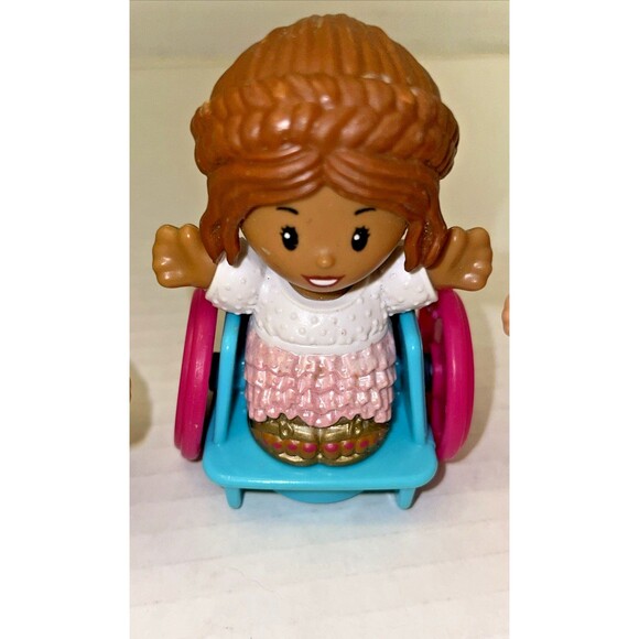 Fisher Price Little People Barbie Birthday Party Set Lot Of 3 Figures Wheelchair - Picture 4 of 8